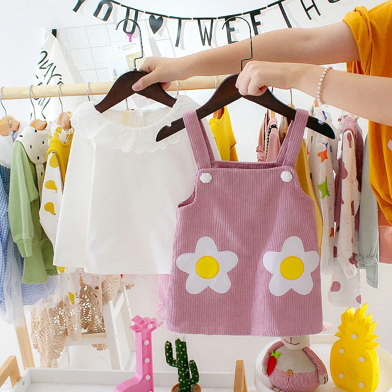 Комплект одежды для маленьких девочек, коллекция года, осеннее платье для Новорожденные девочки Кружевная футболка с длинными рукавами Топы+ платье На Бретельках Детский костюм