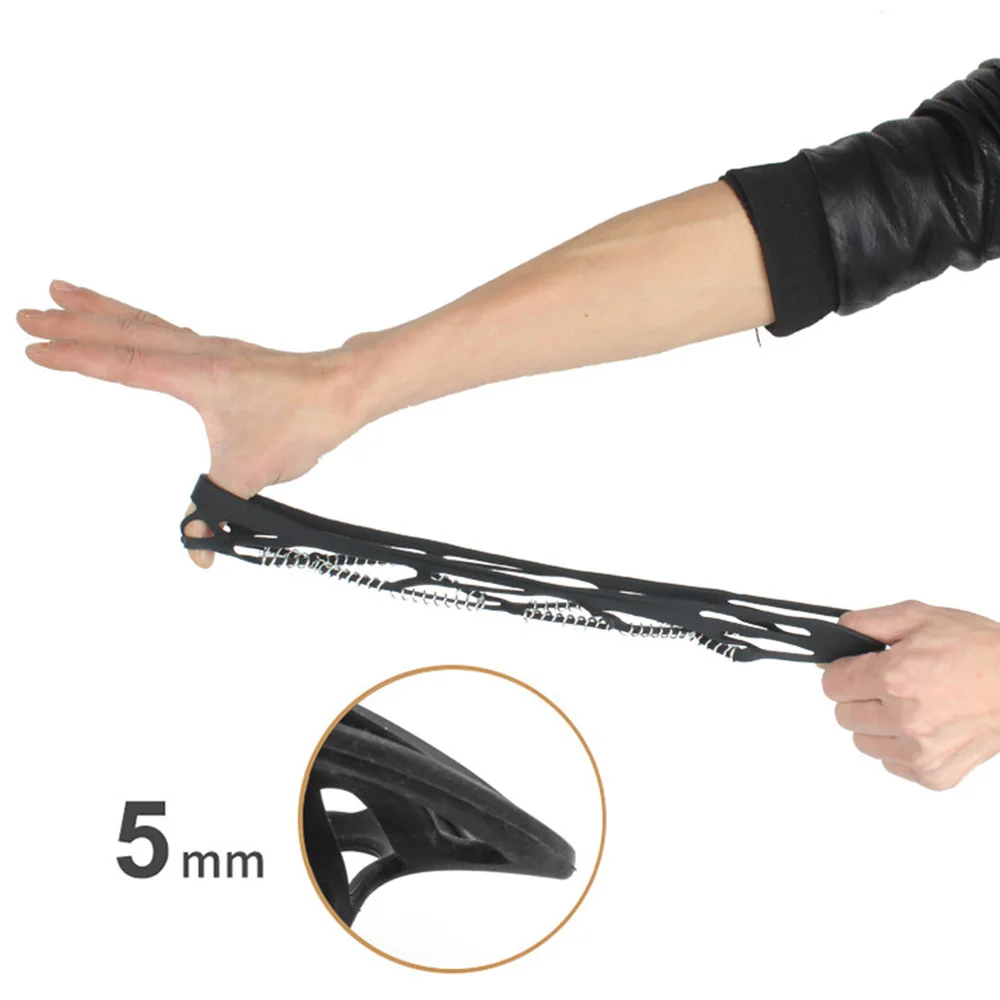 

Outdoor Footwear Ice Traction System Safe Protect for Walking Jogging Snow Antiskid Spikes Grips