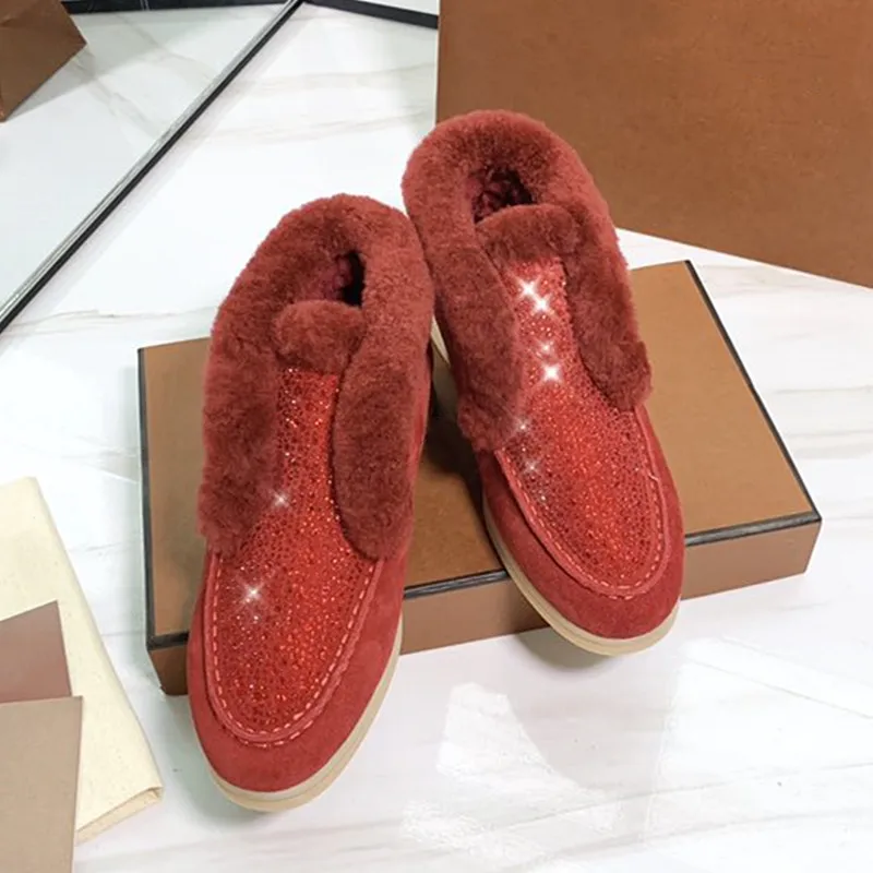 red crystal Плюшевые теплые зимние сапоги; женская обувь из овечьей шерсти; женская зимняя обувь; ботильоны с круглым носком; обувь на плоской подошве; женская обувь; Botas Feminina; большие размеры 35-42 - Цвет: red crystal