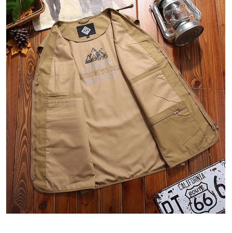 Spring Vest Men's New Style Pure Cotton Waistcoat V-neck Multi-pockets Waistcoat Middle-aged Casual Vest Daddy Clothes