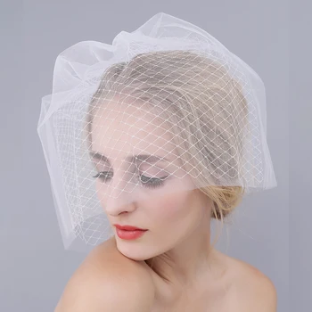 

Wedding Women Short Two-layer Tulle Bridal Veil Retro Elegant Bride Hen Party Blusher Veil Vintage Victoria Headpiece Accessory