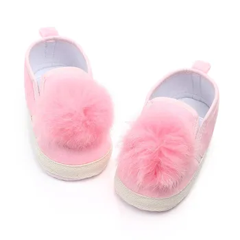 

Cute Infant Baby Girl Boy Fur Ball Crib Shoes Newborn Unisex Baby Soft Sole Warm Walking Shoes First Walkers