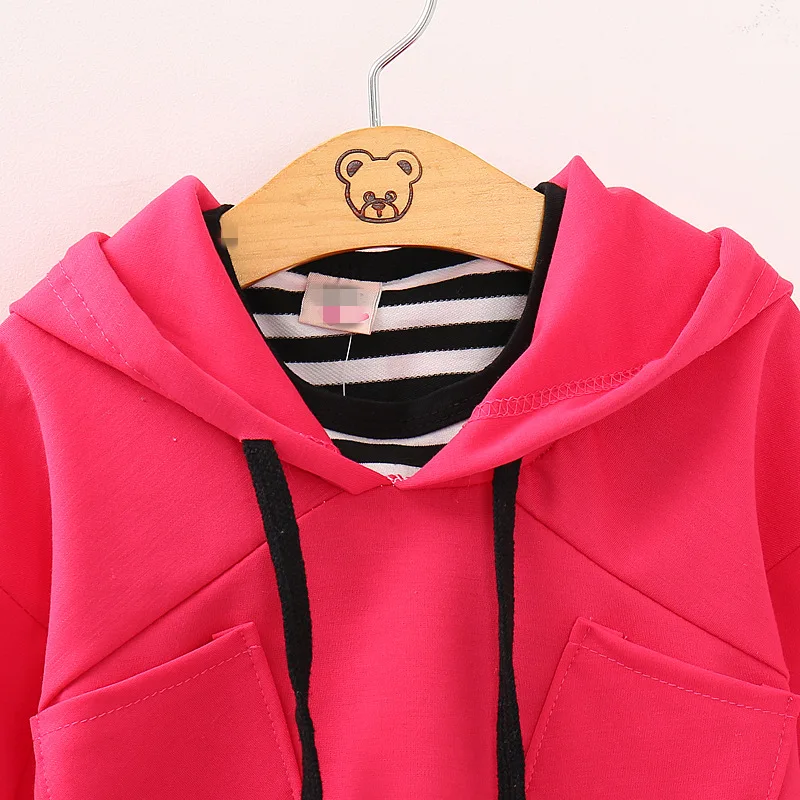 3752683428_342848388