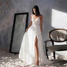 

V-Neck Simple Chiffon Wedding Dress 2022 Elegant Spaghetti Straps Side Split A-Line Lace Appliques Back With Button Bridal Gown