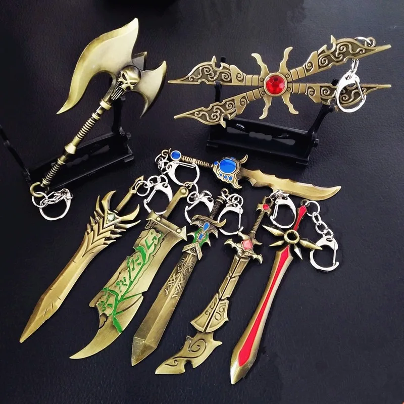 

Film and television animation hand-tour weapons around the pendant weapon model key fodding.