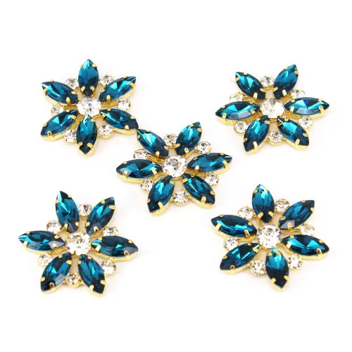 Crystal Applique 24 3,5x3,5 см DIY блестки аппликация цветы вышивка цветочные нашивки для свадебного платья ручной работы нашивки со стразами и бисером для одежды - Цвет: Crystal Applique 24