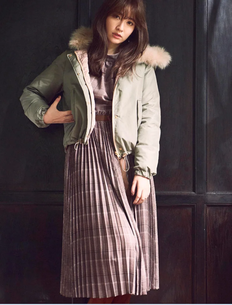 

2019 Winter New Day Style Women's Coat with Short Fur Hooded Down Jacket on Both Sides Jacket Women Coat