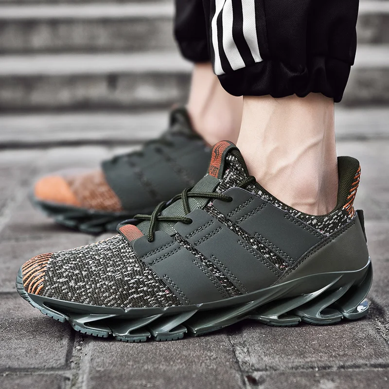 

2019 New Men Outdoor Free Casual Men Jogging Walking Sports Shoes High-quality Lace-up Athietic Breathable Thick Bottom Sneakers