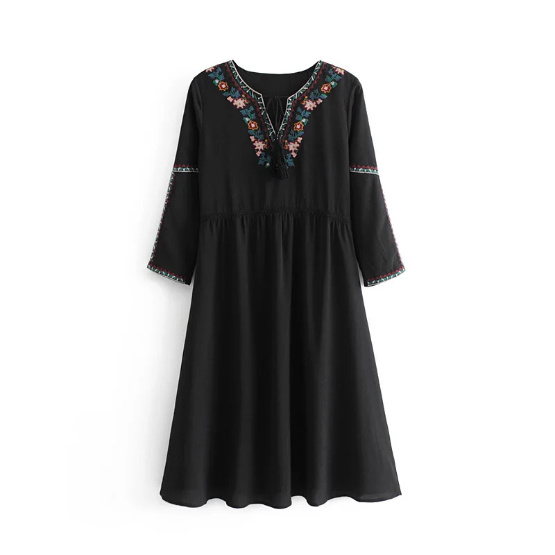 

2019 Spring And Summer WOMEN'S Dress Export Western Style Ol Retro Exquisite Embroidered Long Sleeve V-neck Dress Black And Whit