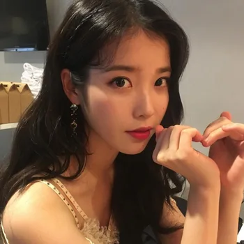 

Kpop Colorful Crystal Metal Drop Earrings for Women Korea IU Long Dangle Earring Elegant Pendant Party Jewelry Gifts