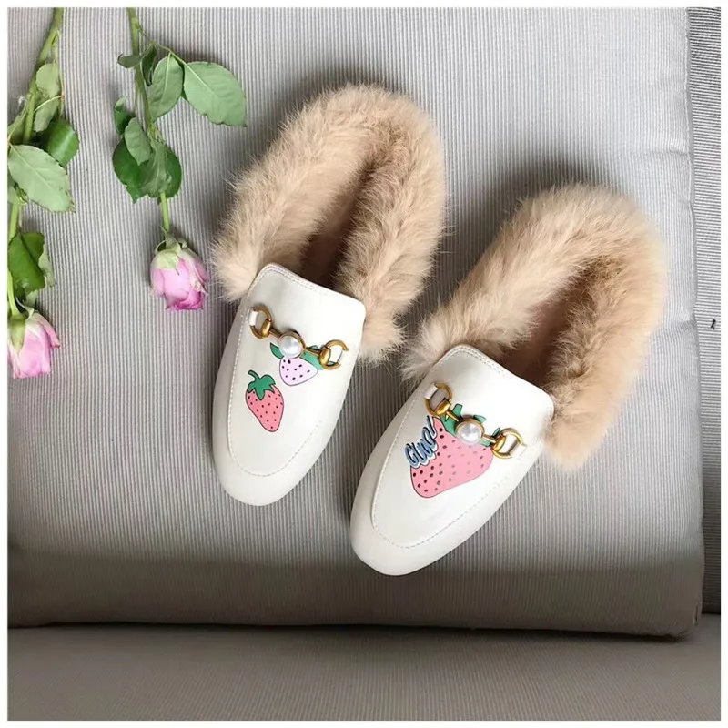 beige Strawberry Фирменный дизайн; женские меховые тапочки балетки на плоской подошве; Лоферы без застежки; сандалии с пряжкой и металлическими элементами; женская обувь; женские шлепанцы - Цвет: beige Strawberry