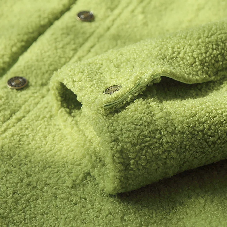 12227684390_21688717