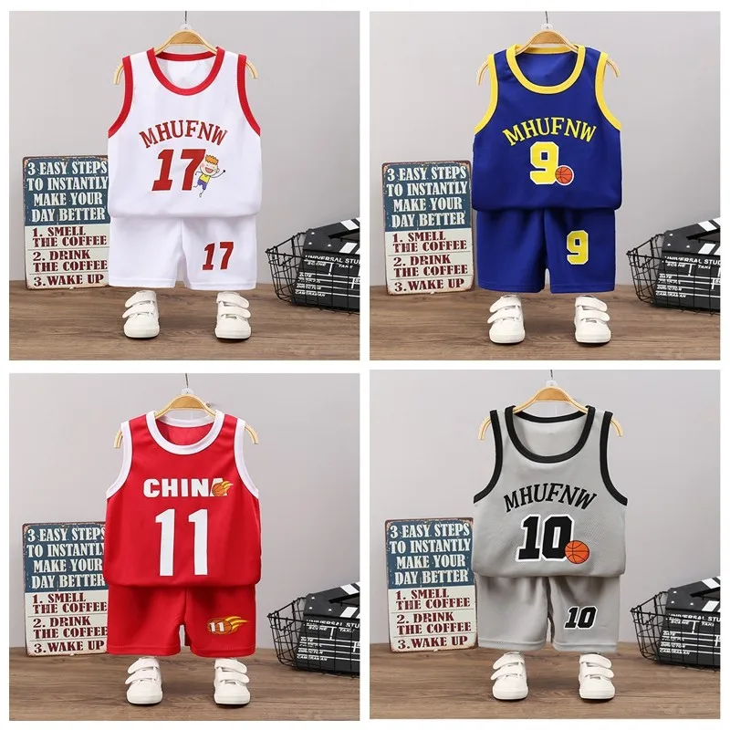 Boys And Girls Outdoor Sports Clothing Summer Children Tracksuit 9m-8y Kids Wear Set Trend Football Suit New