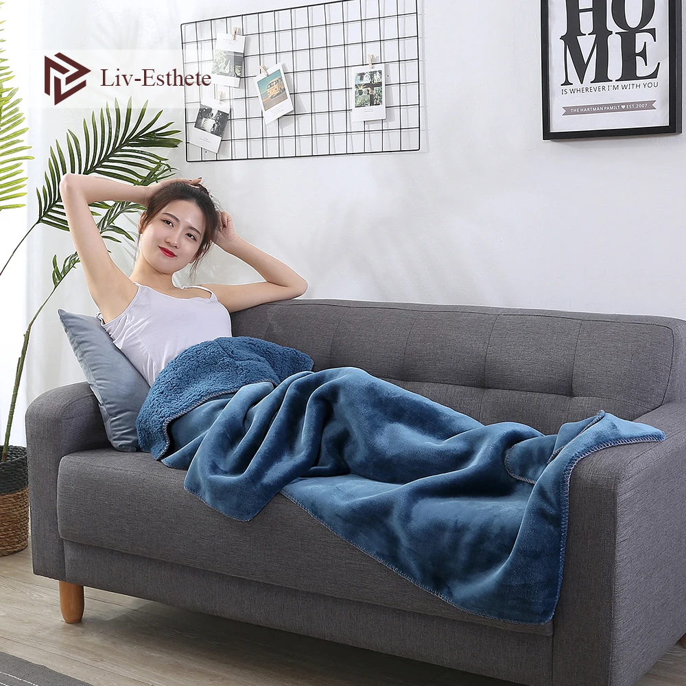 

Liv-Esthete Christmas Winter Warm Flannel Sherpa Blue Blanket Sweatshirt Sofa TV Travel Sport Blankets Adult Bathrobe Wholesale