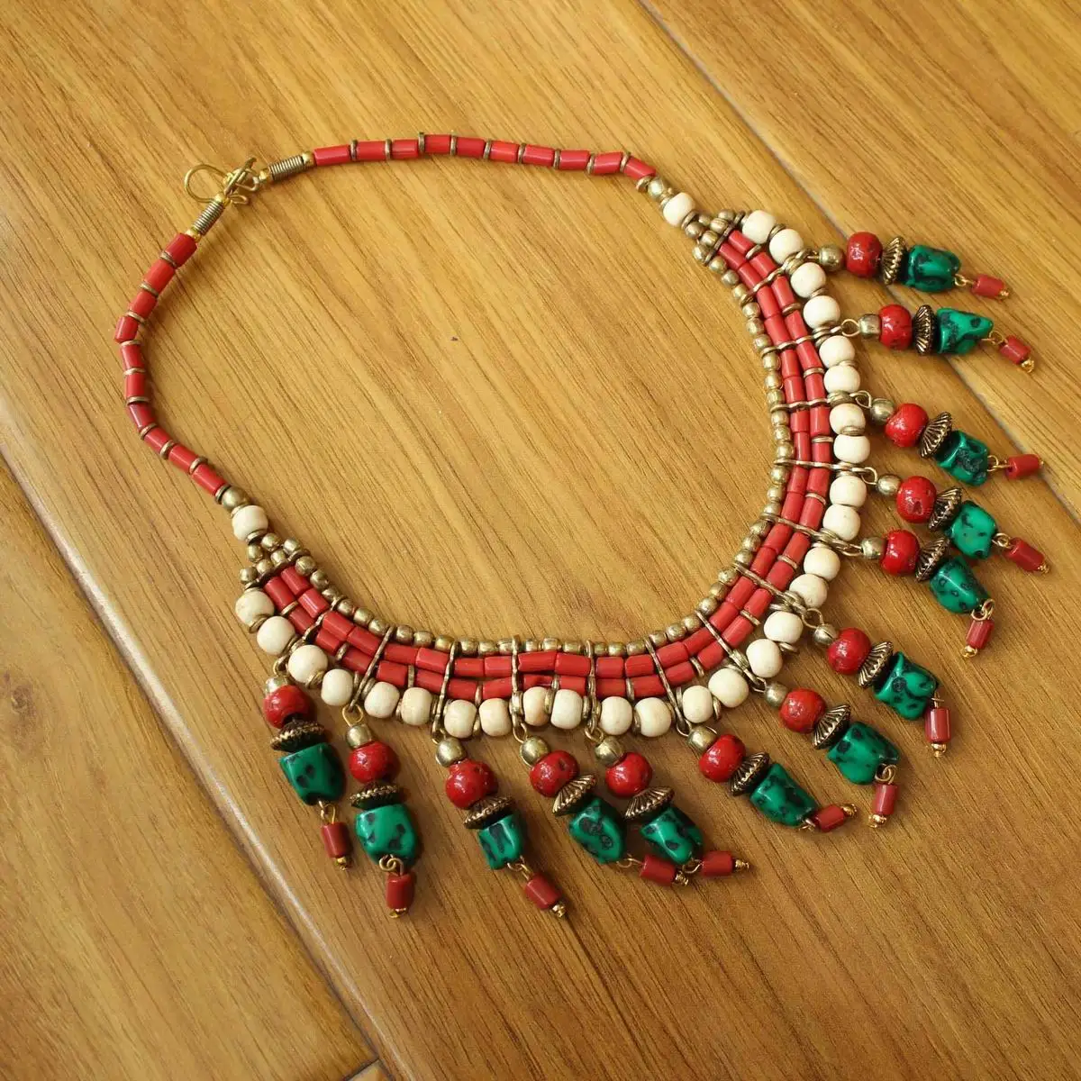 

NK151 Tibetan Jewelry Handmade Nepal Brass Metal Coral Turquoises Colorful Beads Charm Necklace