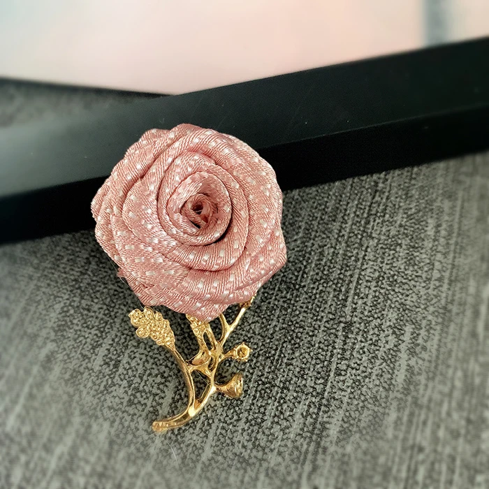 Мужской женский нагрудный галстук магнит на булавке брошь свадебный костюм вечерние пальто куртка золотой сплав броши в форме цветка розы со стразами для корсажа - Цвет: Flower Brooches