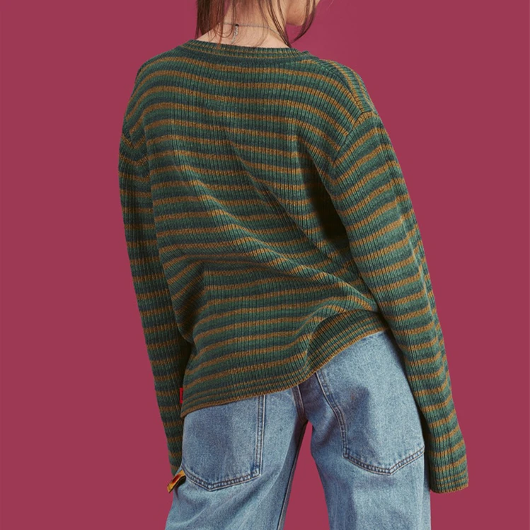 Harajuku ins/Лидер продаж; винтажный теплый зимний свитер для девочек; Новое поступление; зеленый женский свитер в полоску с v-образным вырезом; YQ-1052