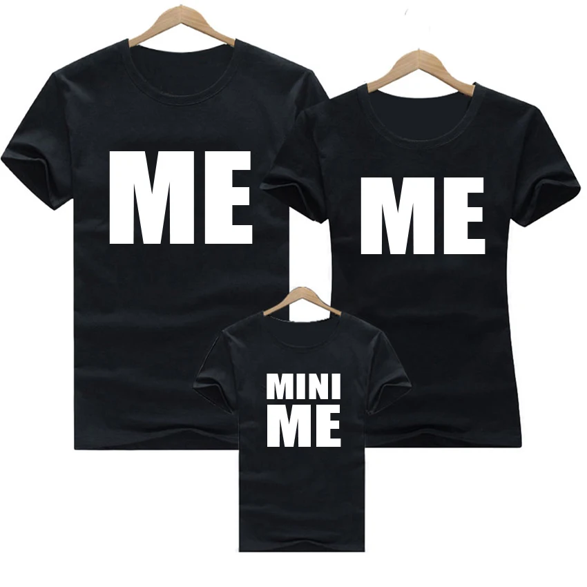 Tshirt Me And Mini Me Stampa Famiglia Abiti Abbinati T-Shirt Abiti Padre Madre Figlio Bambini Famiglia Look Mamma Papà Top Famiglia Look