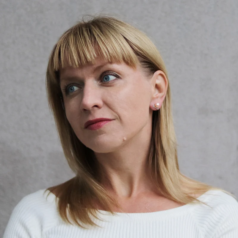 Женские серьги гвоздики из серебра 925 пробы с натуральным пресноводным