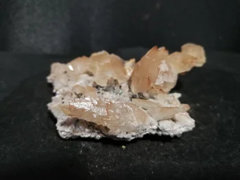 

81.1gMineral samples of natural pink calcite and pyrite Association