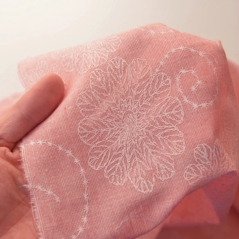 Оранжевая, розовая, белая Цветочная хлопковая ткань