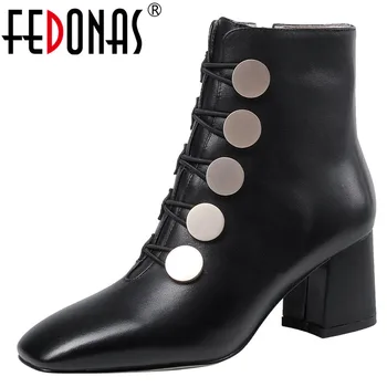 

FEDONAS Female Quality Genuine Leather Short Boots 2020 Winter Elegant Women Ankle Boots Metal Decoration Dancing Shoes Woman