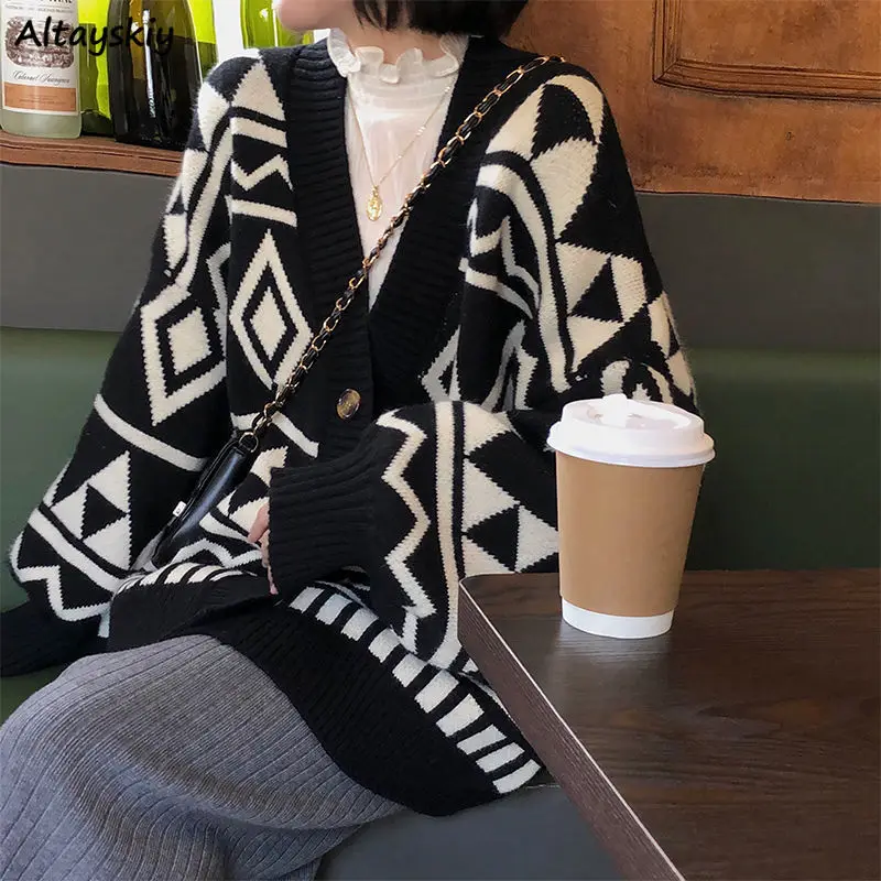 

Argyle V-neck Cardigan Women Batwing Sleeve Sweaters Loose Vintage Black Knitted Coats Warm Autumn Ulzzang High Quality Jumper