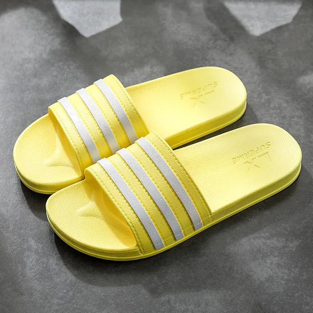 Summer Women  Outdoor Bathroom Shoes Platform Men Slippers Beach Flip Flops Slide Sandals Non-Slip Soft Sole Couple Ladies Home Yellow