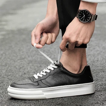 

2019 Hot Young Boy Casual Shoes Good Quality Men Flats Shoe Anti-Slip Man Leather Casual Sneakers Brand Casuals Male Sneakers