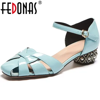 

FEDONAS Sweet Pearl Decoration Sandals Women Top 2020 Summer Genuine Leather Thick Heels Pumps Wedding Dancing Shoes Woman Heels