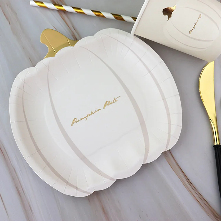 18823264739_351484007