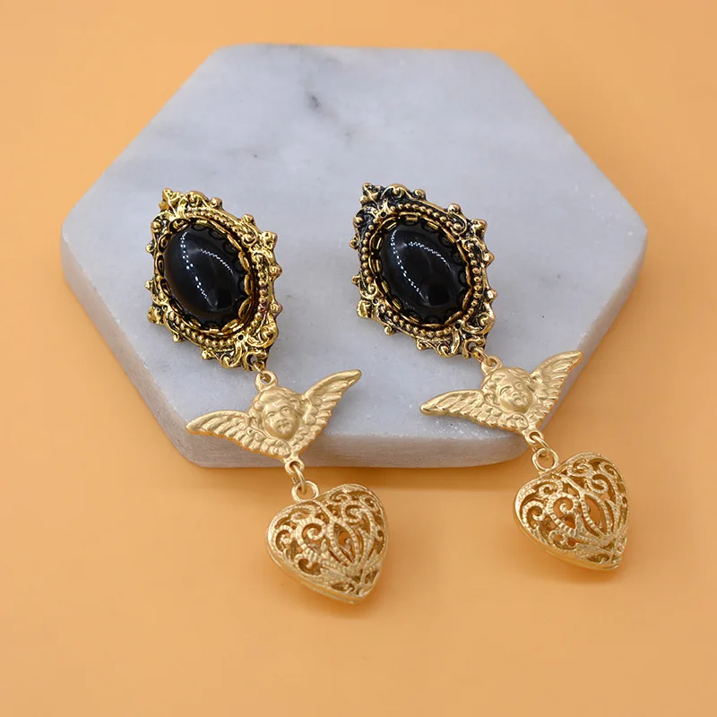 Винтажные серьги в стиле барокко гвоздики виде сердечек длинные желтые ажурные