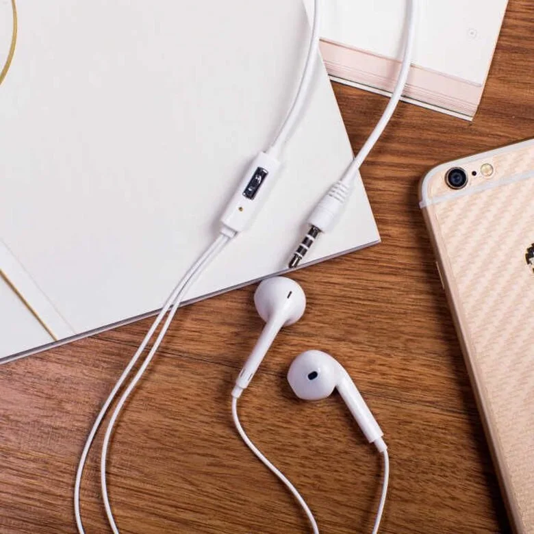 Подходит для Apple Android LeTV интеллектуальная полностью совместимая гарнитура с пультом дистанционного управления сабвуфер ответ на вызов гарнитура 3,5 мм