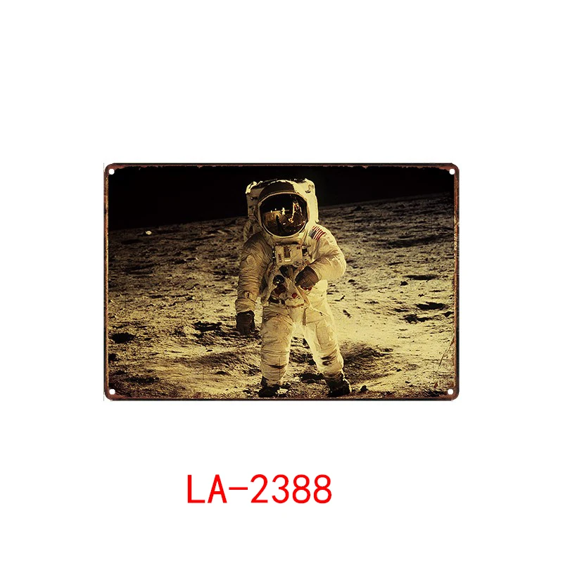 

Apollo landing on the moon - Plaque Metal Vintage Movie Metal Tin Sign Wall Decor for Bar Pub Club Man Cave Iron Painting