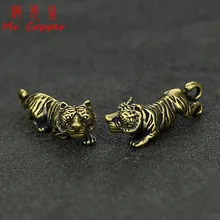 Медный Тигр маленькие украшения Ретро латунь Китайский Зодиак статуя тигра статуэтки Брелки Подвески античный декор для домашнего стола