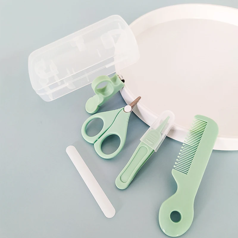 

5Pcs/Set Baby Healthcare Kit Multi-function Nail Trimmer Set Nail Clipper Scissor Nail File Tweezers Hair Comb Baby Grooming Kit