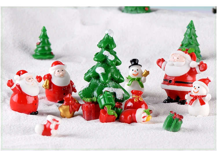 BAIUFOR Christmas Miniature Santa Claus Snowman Sled Reindeer Terrarium Figurines Fairy Garden Decor Snow Landscape Model