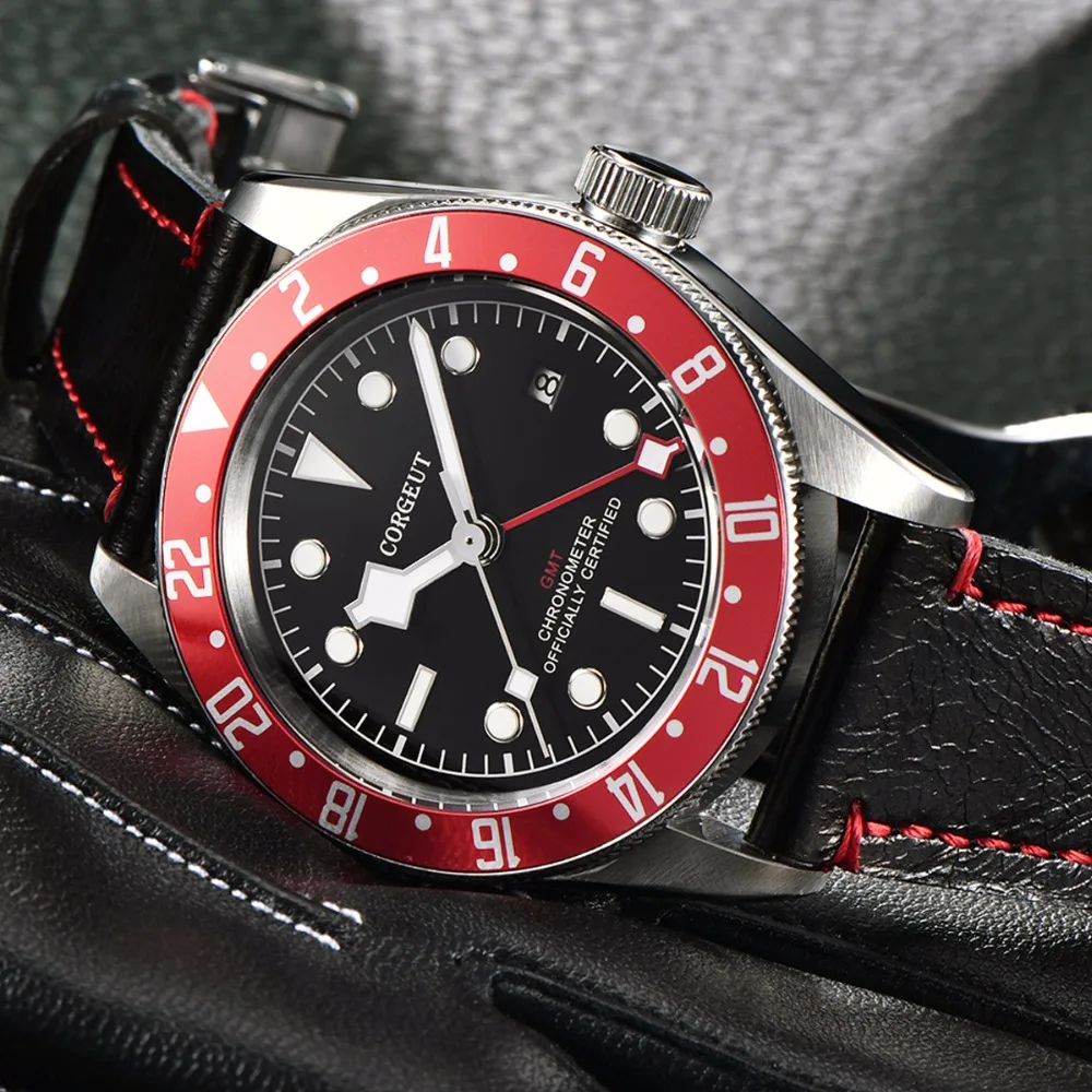 Corgeut Роскошные Брендовые Часы Schwarz Bay GMT Сапфир Мужские автоматические военные спортивные часы для плаванья кожаные механические наручные часы