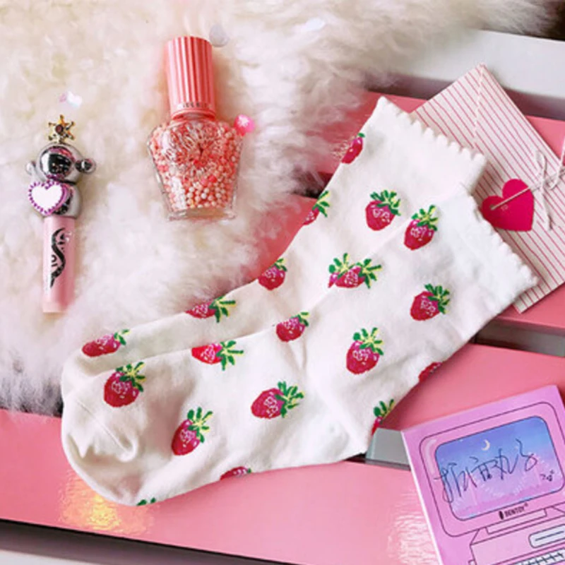 C Модные красивые хлопковые носки с буквенным принтом клубники; Kawaii; осенние короткие носки; Новинка - Цвет: C