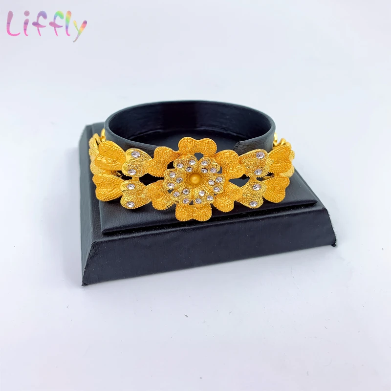 He3f4ca8a08644e359ef7b86f1fbb02c92