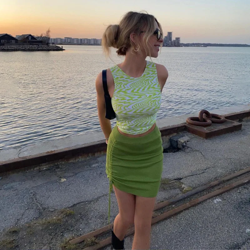 21 Style Sexy Vintage Strappy Y2K Halter Crop Top Women Summer 90s Backless Cami Tops Tees Ladies Fashion Fitness Camisole Party corset t shirt