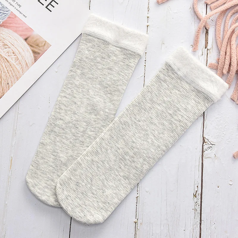 Носки зимние теплые женские цветные хлопковые плюс бархатные плотные Носки дышащие и впитывающие пот модные носки до середины голени