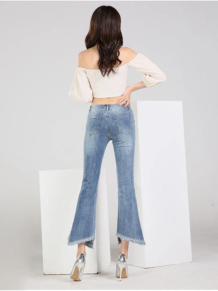 12387167133_528912256