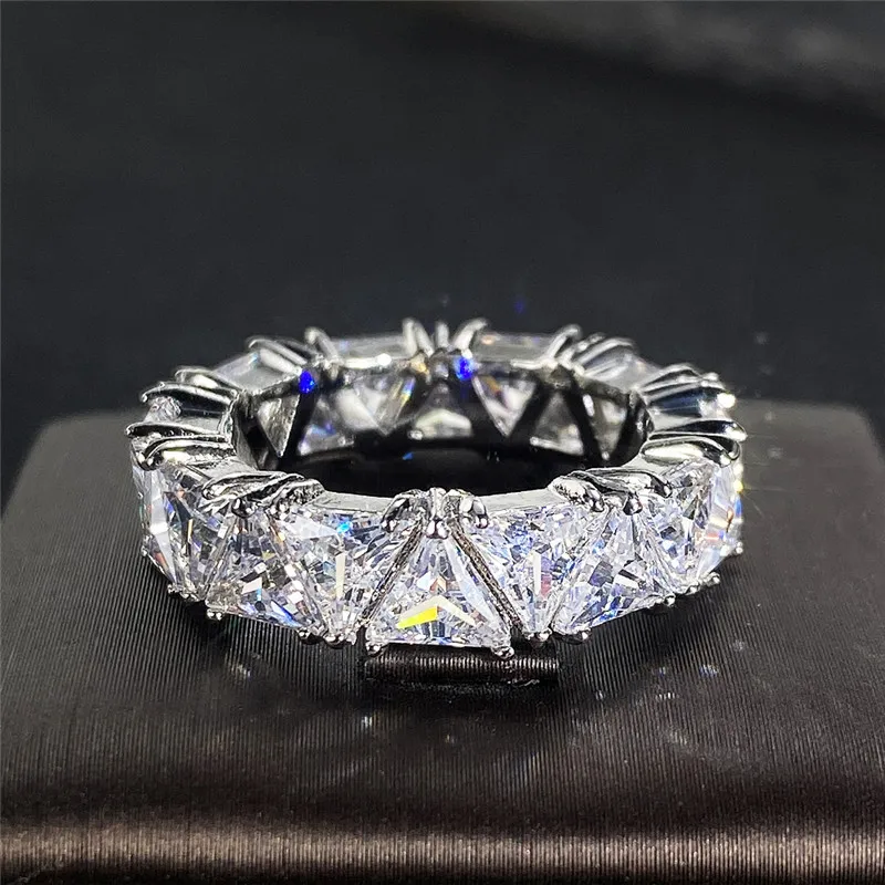 Huitan luxury wedding band and promise rings for women, unique triangle zircon design, top quality, new modern jewelry dropshippin...