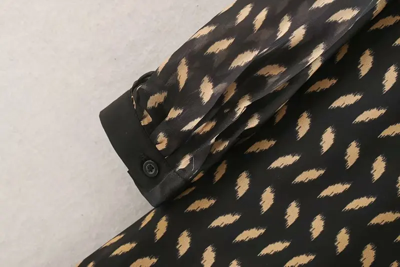 Goedkoop 2020 Nieuwe Vrouwen Vintage Geometrische Chiffon Shirtwaist Hem Ruches Midi Jurk Vrouwelijke Chic Puff Mouwen Leisure Jurken DS3126