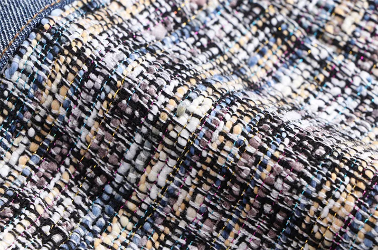 11703368774_1923273626