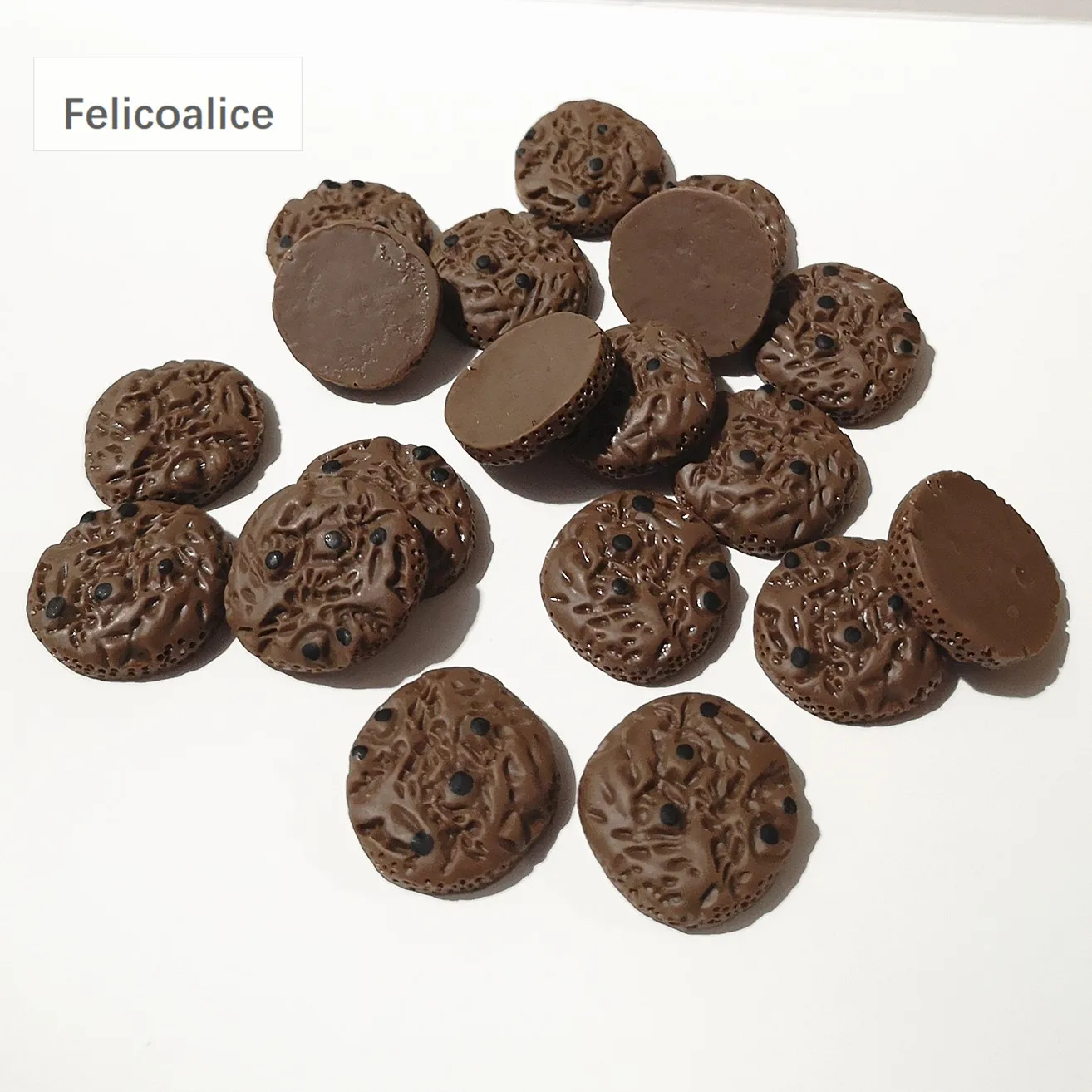 100pcs 20mm Resin Chocolate Cookies Charms Flatback Pendants For DIY Keychain Earrings Phone Hair Accessories Jewelry Making