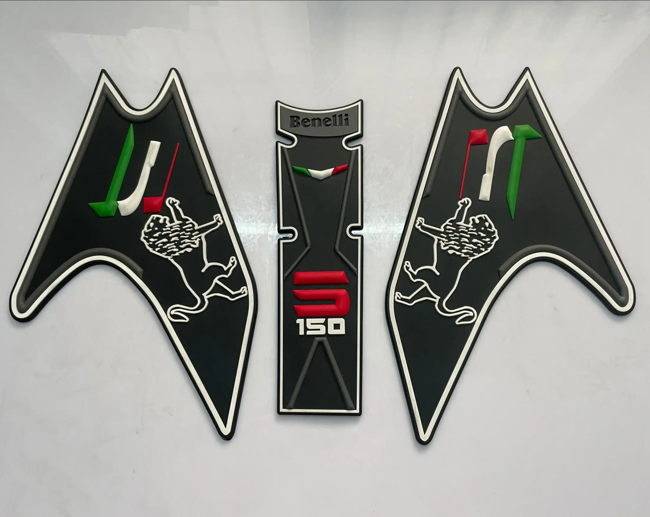 For Benelli 150s 150 S Protector Anti Slip Tank Pad Sticker Gas Knee