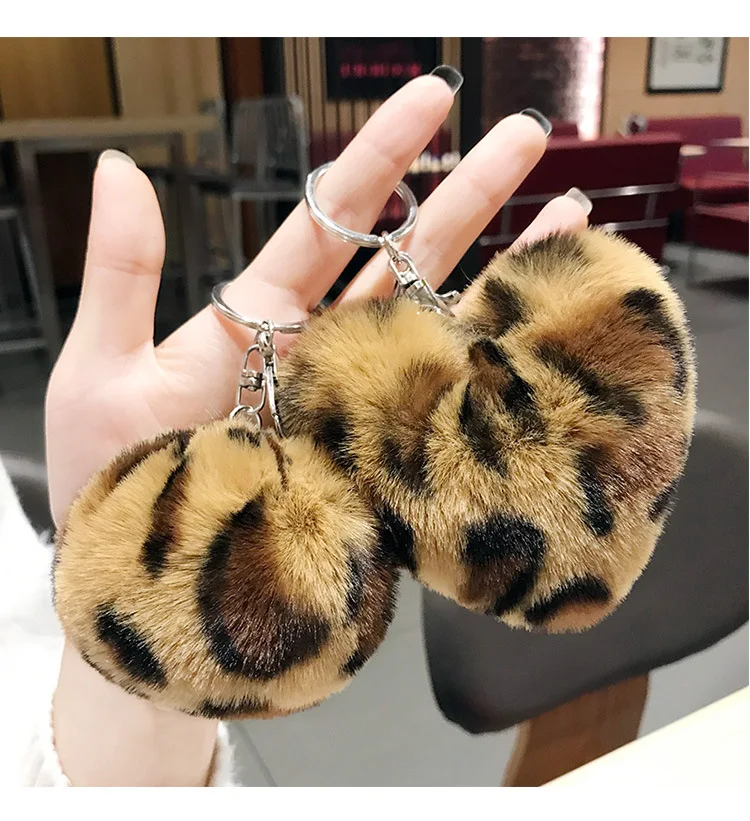 New Cut Leopard Ball Heart Keychains Keychain Ring on Car Bag Wallet Chain Fluffy Key Chain Trinket Accessories Keyring