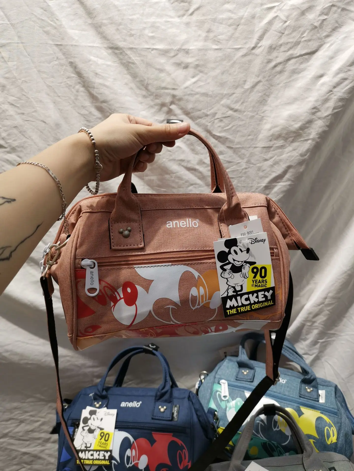 mickey mouse anello bag